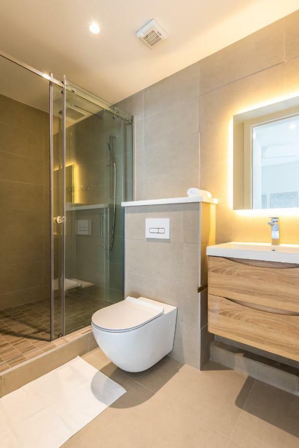 Caplage - Beachfront Ground Floor Apartment In תמרין מראה חיצוני תמונה